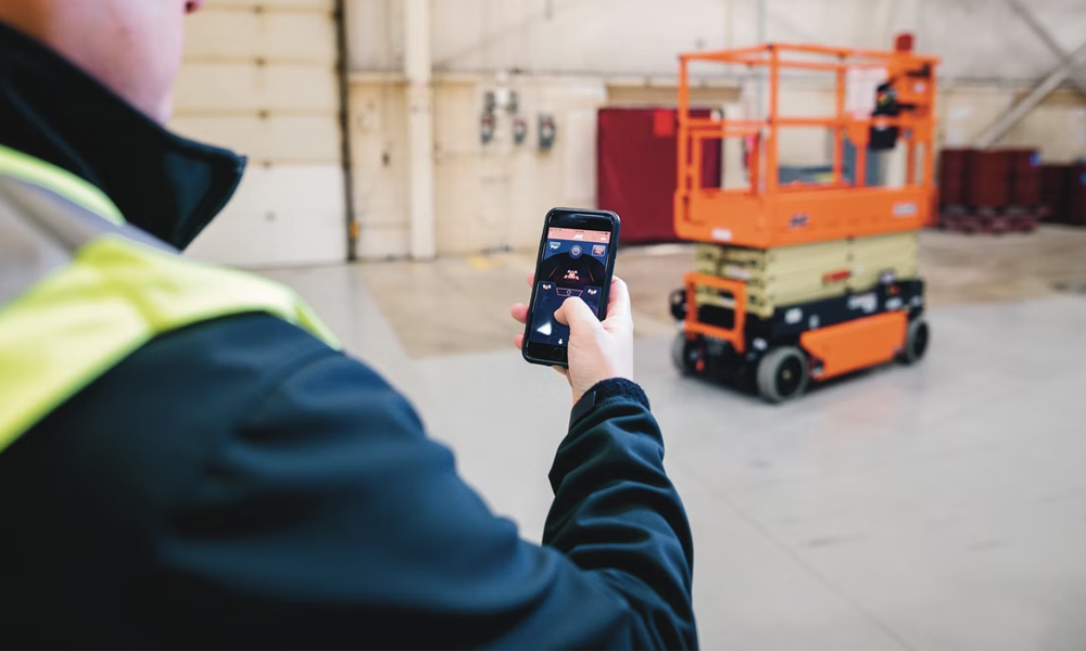 IOT solution from Trinetra t-sense helps overcome Equipment Rental Company business challenges